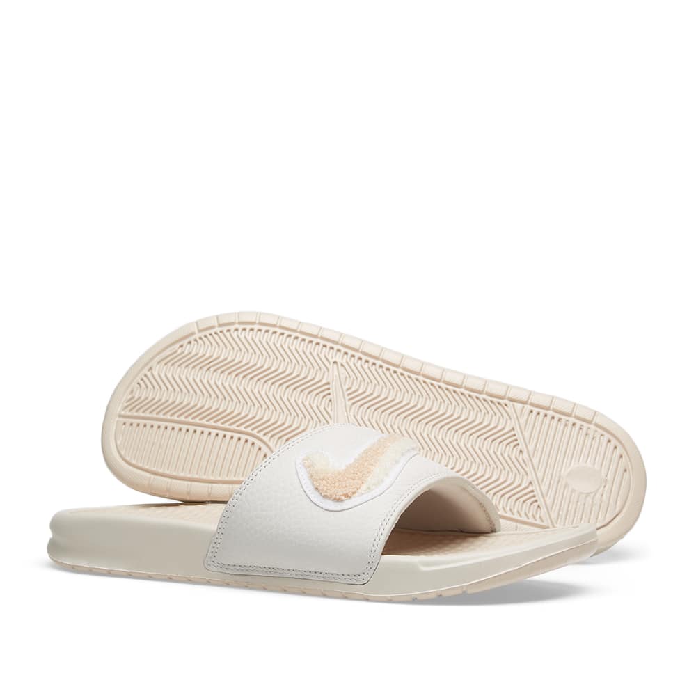 Nike benassi