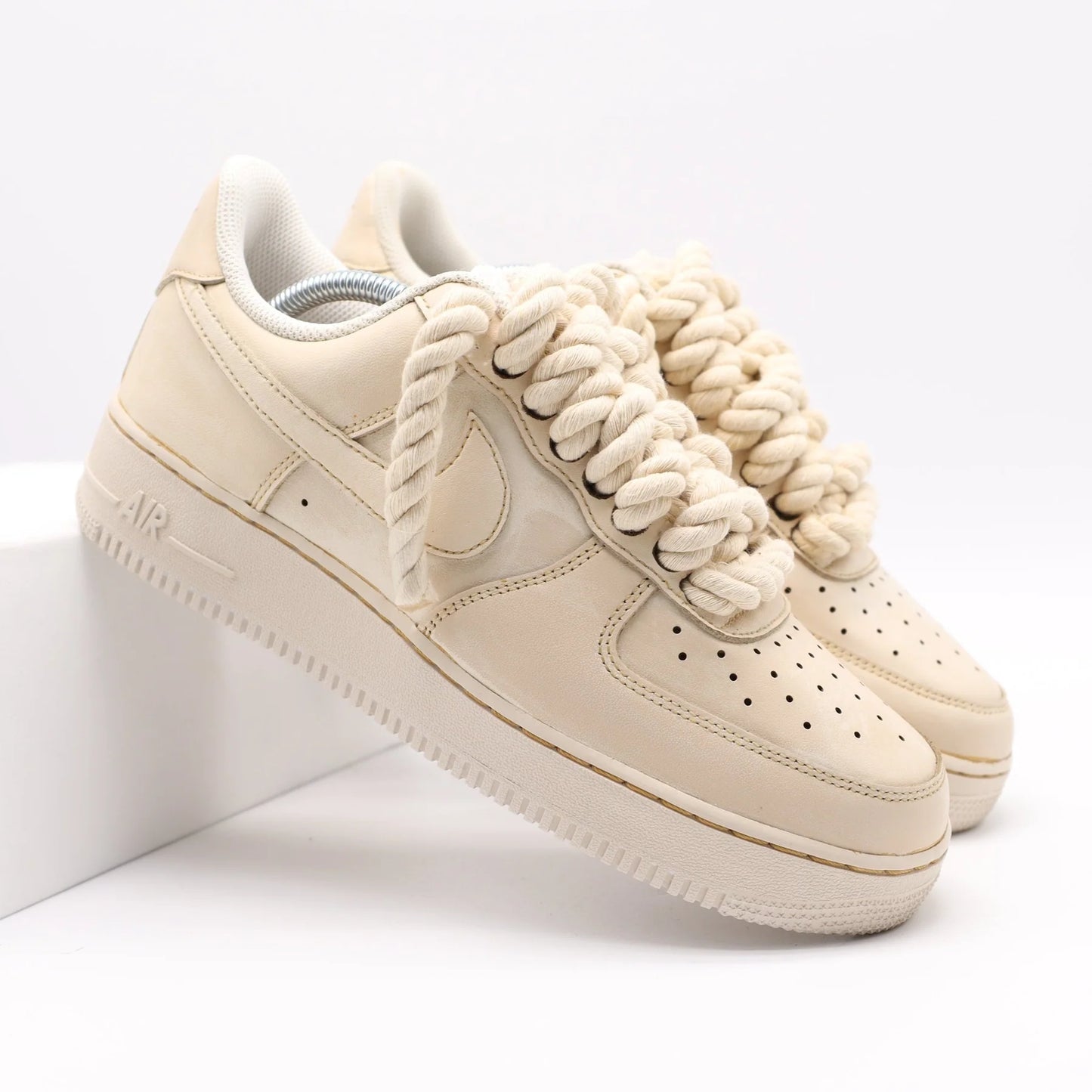 Nike air force big lacet